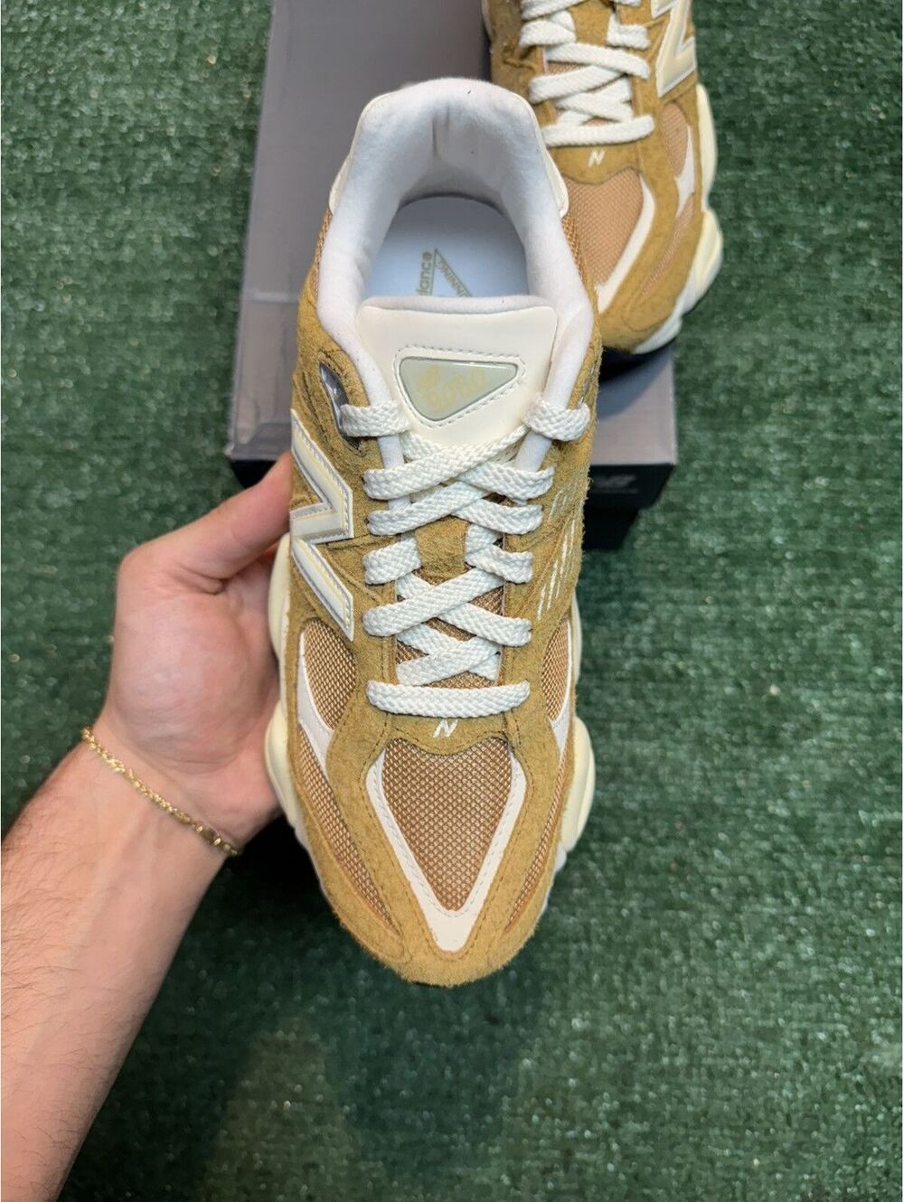 New Balance 9060 Great Plains Multiple Sizes - Picture 2 of 9